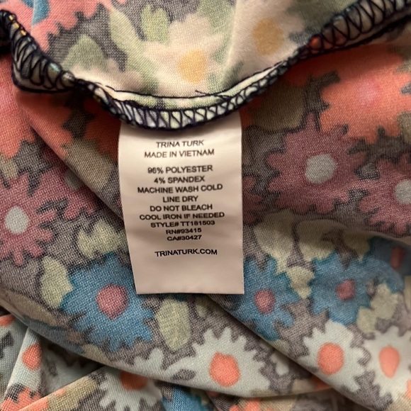 Trina Turk Off the Shoulder Multicolor Floral Bell Sleeve Tunic Dress Size small - Picture 6 of 6